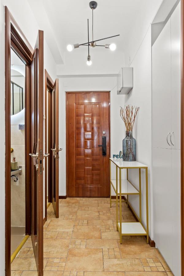 Upscale Studio, Walking Distance From The Old Town Appartamento *